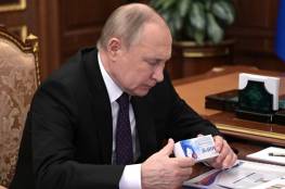 "بروييكت" الروسية: بوتين يستعين بكتيبة أطباء ويستحم بدم الغزلان