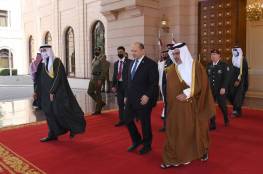 صور: بينيت يلتقي ملك البحرين وولي عهده في المنامة