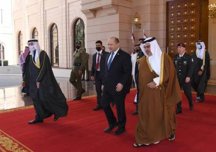 صور: بينيت يلتقي ملك البحرين وولي عهده في المنامة