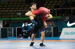 الأول عالميا: مصارع فلسطيني يتربع على عرش المصارعة الحرة لفئة وزن 57 كغم