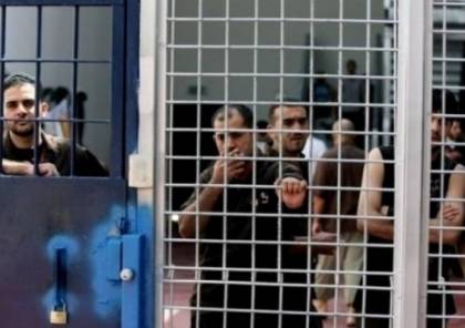 ارتفاع عدد الأسرى الذين أمضوا ربع قرن في سجون الاحتلال إلى 31