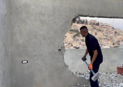 السلطات الإسرائيلية تجبر مواطنا على هدم منزله في كفر قاسم