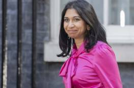 وزيرة الداخلية البريطانية تعلن استقالتها بسبب رسالة بريدية