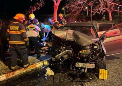 حيفا: إصابتان إحداهما حرجة في اصطدام سيارة بشجرة