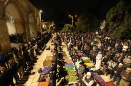 140 ألف مصل يؤدون العشاء والتراويح في المسجد الأقصى
