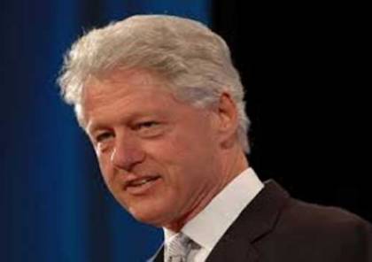 نقل الرئيس الامريكي السابق "بيل كلينتون" للمستشفى