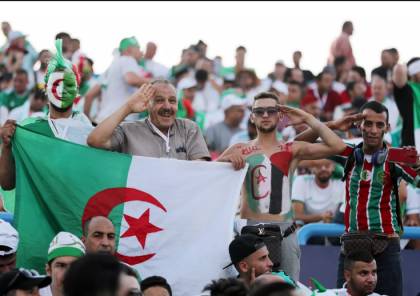 رئيس "الفيفا"  يعلق على إمكانية إعادة مباراة الجزائر والكاميرون