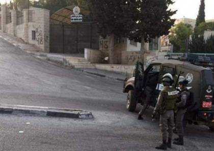 النضال الشعبي تدين مصادرة الاحتلال لاراضي من جامعة القدس لشق شارع استيطاني