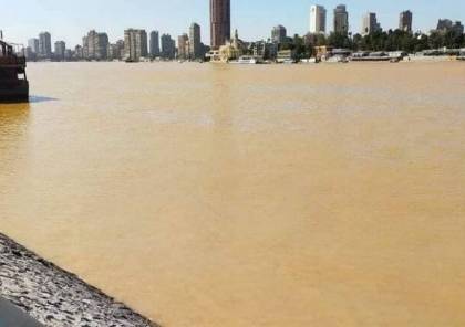 تغير مفاجئ في لون مياه النيل وظهور "عكارة"