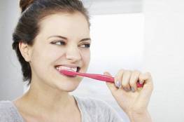 هل معجون الأسنان يسبب انتفاخ بالبطن ؟