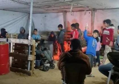 النقب: خيمة لإيواء أسرة بعد هدم مسكنها من قبل جرافات الاحتلال في خربة الوطن