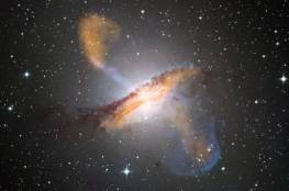 صورة: اكتشاف ثقب أسود مختبئا في "فجر الكون" يشير إلى وجود الوحوش الكونية