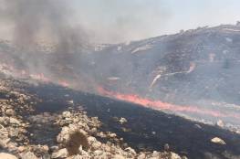 طواقم إطفائية بلدية نابلس تخمد حريقا هائلاً جنوب غرب المدينة