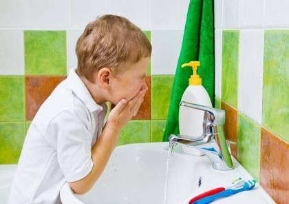 خبيرة: النظافة المفرطة تؤذي الأطفال