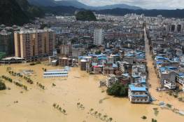 بالصور: فيضانات الصين تودي بحياة 15 شخص وتجلي عشرات الآلاف من منازلهم