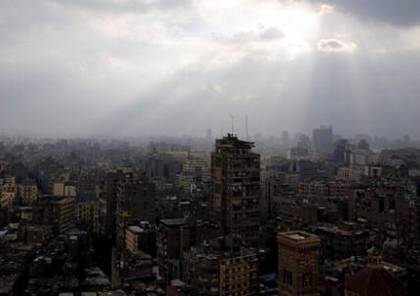 الأرصاد المصرية: البلاد بانتظار منخفض جوي قادم من جنوب أوروبا (فيديو)