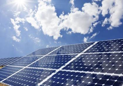طولكرم: اتفاقيات لإنشاء مشروع محطة طاقة شمسية وتطوير شبكات مياه الري