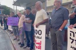 المئات يشاركون في الوقفة الأسبوعية ضد قرار تهجير فلسطينيي يافا