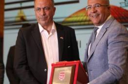 جبل المكبر يوقع اتفاقية توأمه تاريخيه مع النادي الافريقي التونسي