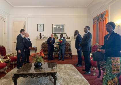  رسالة من الرئيس عباس لنظيره الزيمبابوي 