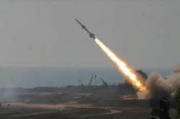 وزارة الدفاع الإماراتية تعلن تدمير صاروخين أطلقهما الحوثيين باتجاه الإمارات
