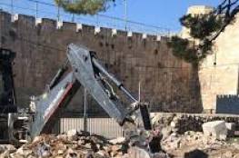 محكمة الاحتلال بالقدس توافق على وقف أعمال الحفر في مقبرة اليوسفية