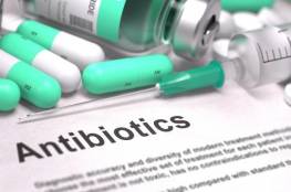 دراسة: تناول المضادات الحيوية لفترات طويلة يؤدى لمشاكل بالجهاز الهضمى