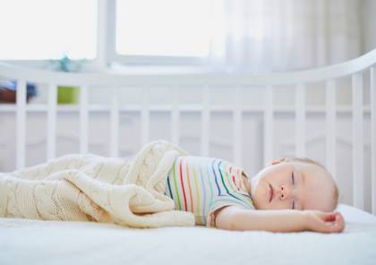 مرتبطة بالنمو.. مرحلة مختلفة من النوم عند الأطفال