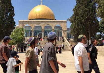 القدس: قائد الشرطة الاسرائيلية يقود اقتحاماً استفزازياً للمسجد الأقصى