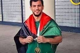 اللجنة الأولمبية تحدد عقوبة بطل الجزائر المنسحب أمام الإسرائيلي في طوكيو