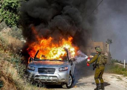 نابلس: مداهمات واعتقال شاب ومصادرة السيارة المحترقة من عقربا