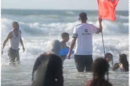 بلدية غزة تعلن انتهاء موسم السباحة في البح