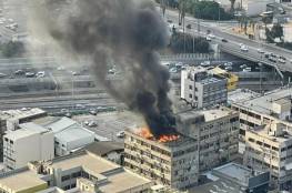 اندلاع حريق كبير في أحد المباني جنوب تل أبيب