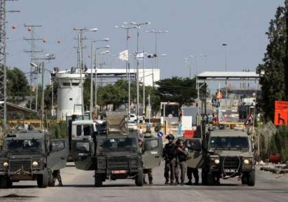 إغلاق الطريق بين عسلة وعزون وحشودات عسكرية