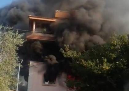 أجواء مشحونة وحرق منزل بعد مقتل شاب وإصابة اثنين في الـ48