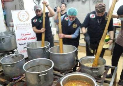 تكايا رمضانية تقدم وجبات إفطار ساخنة يوميا لآلاف الفقراء والمحتاجين بدعم من هيئة الأعمال الخيرية