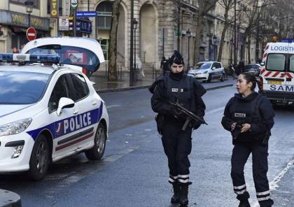 استنفار في باريس إثر العثور على حقيبة مليئة بالذخيرة وبلاغ بوجود قنبلة