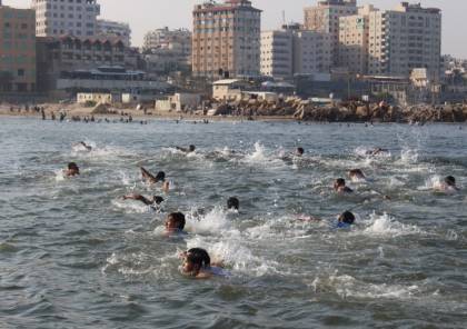بلدية غزة تمنع السباحة في البحر بدءًا من اليوم وحتى مساء الغد