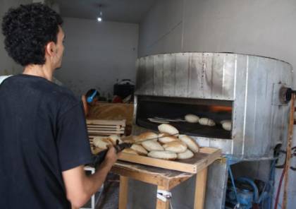 غزة: 3 آلاف مواطن بينهم جامعيون يتقدمون لوظيفة "عامل في مخبز"