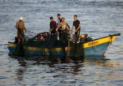 بحرية غزّة تُقرر السماح للصيادين بالعودة للعمل داخل البحر