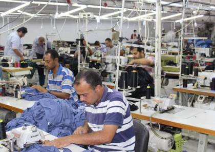 توقيع 20 اتفاقية تدريب مع مصانع الملابس والنسيج في قطاع غزة