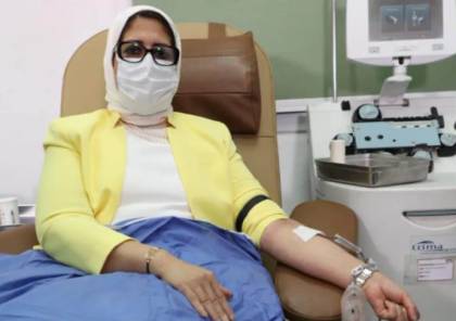 وزيرة الصحة المصرية: عانيت من ارتفاع درجة الحرارة لـ ٣ أيام بعد تلقي الجرعة الأولى من لقاح كورونا