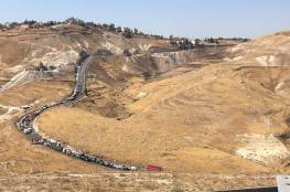 بيت لحم: إعادة فتح طريق “وادي النار” بعد إزاحة شاحنة أغلقته