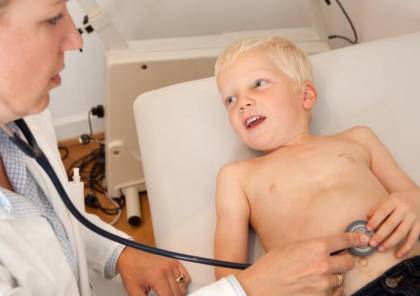 7 أعراض لإصابة طفلك بالسكري