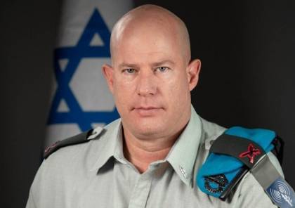 صحفي إسرائيلي يترك مؤتمرا للناطق العسكري: "يمارس التضليل"