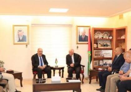 محافظ بيت لحم والسفير أبو علي يبحثان تعزيز المكانة السياحية للمحافظة