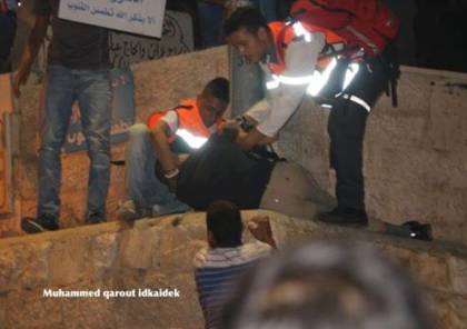 صور: عشرات الإصابات بقمع الاحتلال لآلاف المصلين الذين زحفوا للصلاة عند باب الأسباط