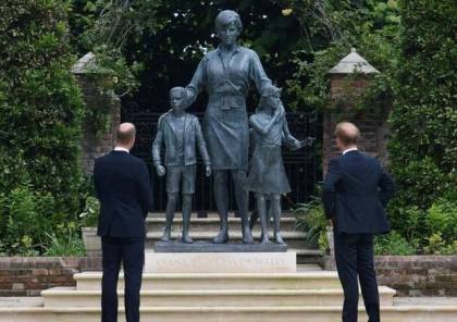 من هم الأطفال الثلاثة الذين تم نحتهم مع تمثال الأميرة ديانا في ذكرى ميلادها؟
