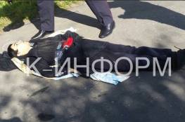 فيديو.. الشرطة الروسية تقتلُ رجلاً بعد طعنه ثمانية أشخاصٍ بسكين