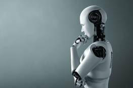 "الروبوت الأكثر تقدما في العالم" يكشف كيف ستكون الحياة في اعتقاده خلال 100 عام!